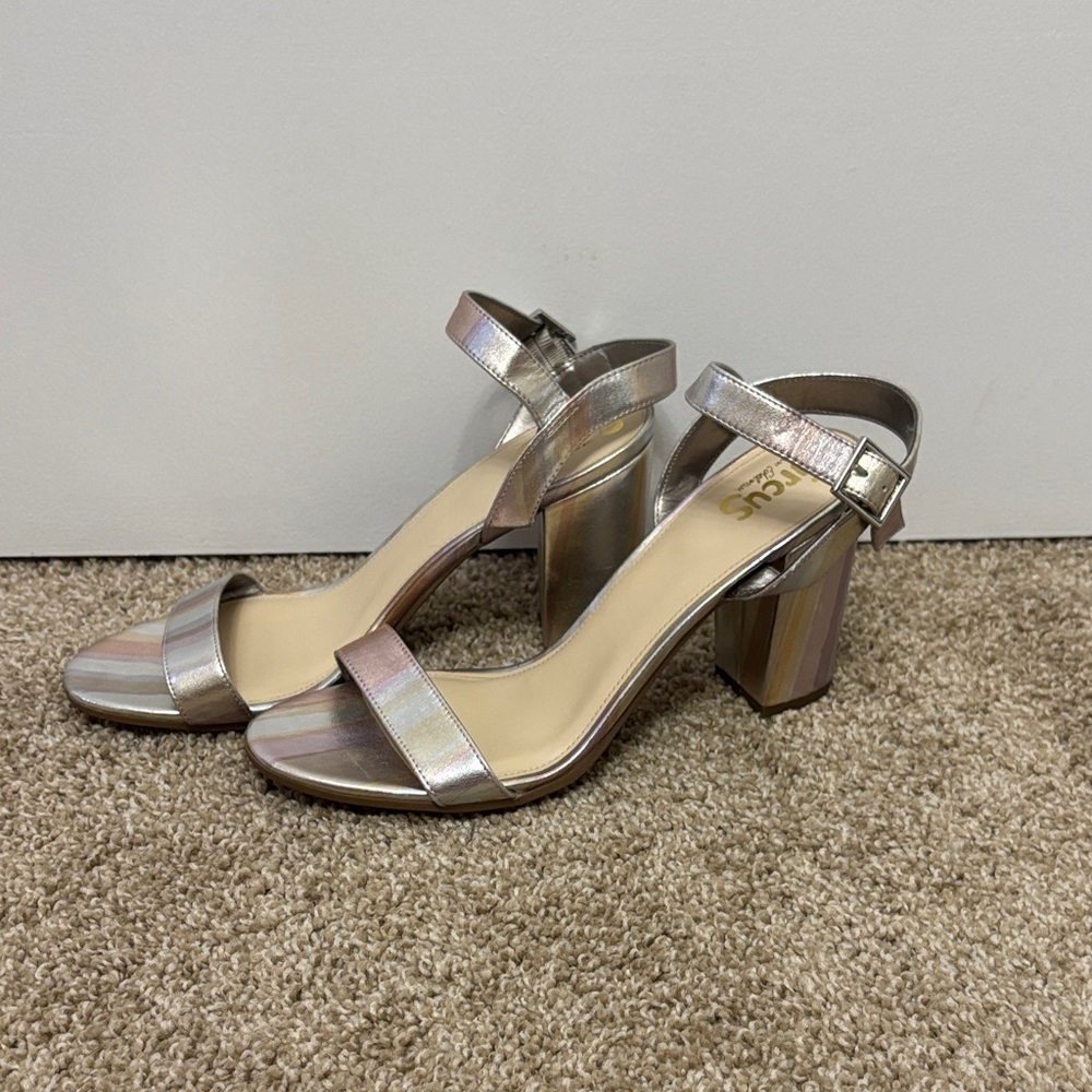 Circus by Sam Edelman Iridescent Silver Block 3 Inch Heels